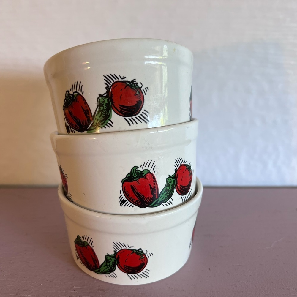 Set of 90s bell pepper ramekins - Picture 1 of 5